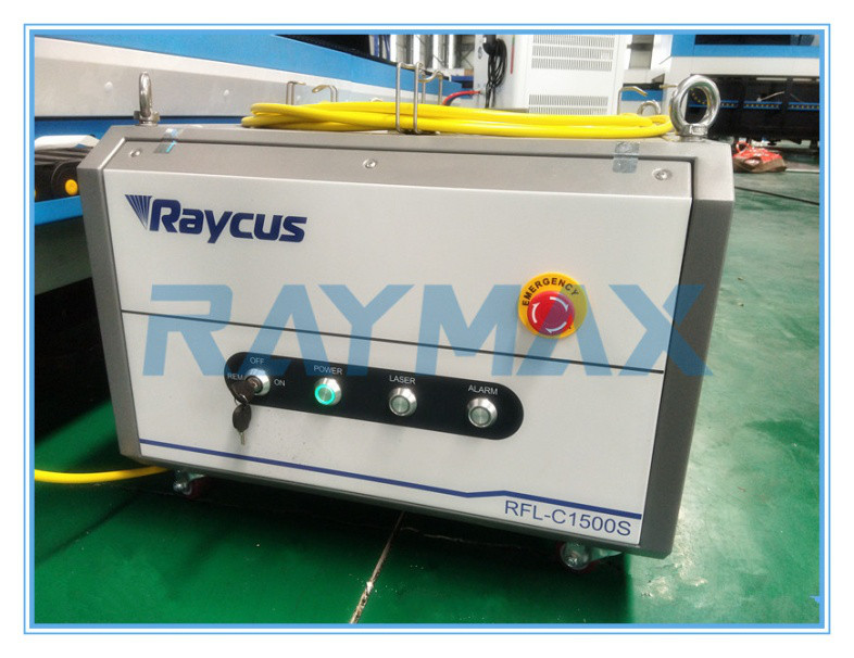 3015 Волоконный лазерный станок для резки металла 2000 Вт Raycus Laser Power